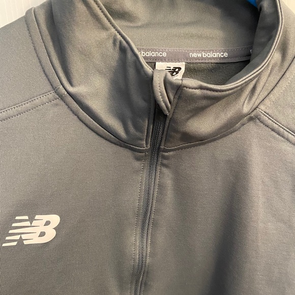 Three quarter zip New Balance top - Picture 4 of 6
